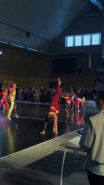 Malý sestřih z nedělního soutěžního dne ve Slaném @czech_dance_masters ❤️‍🔥✨